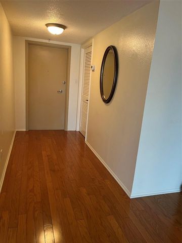 435 S GULFSTREAM AVENUE 206, Sarasota, FL 34236