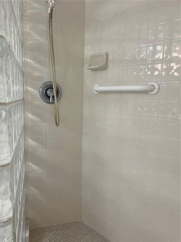 435 S GULFSTREAM AVENUE 206, Sarasota, FL 34236