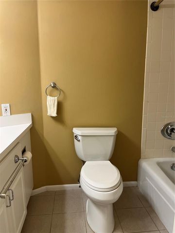 435 S GULFSTREAM AVENUE 206, Sarasota, FL 34236