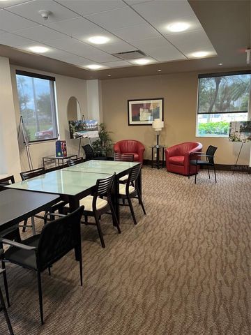 435 S GULFSTREAM AVENUE 206, Sarasota, FL 34236