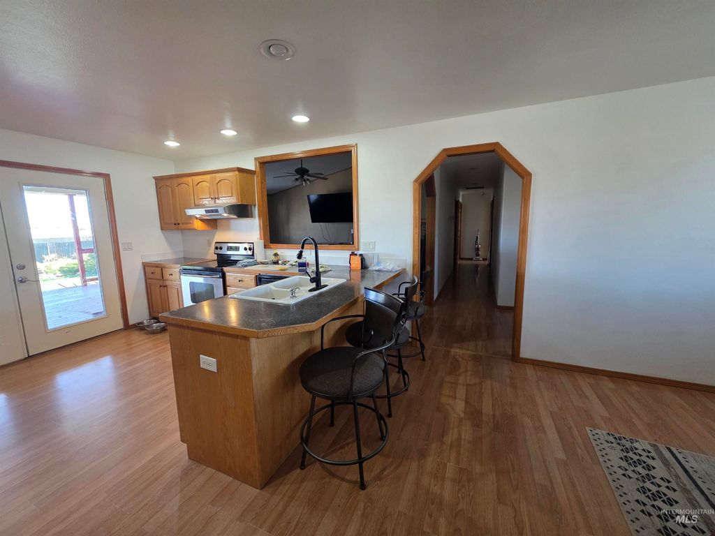 2358 SW Buckey Drive, Mountain Home, ID 83647 photo 5