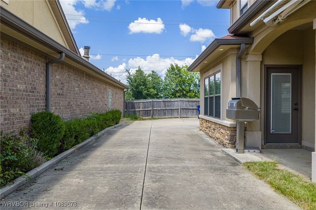 8101 Cisterna Way, Fort Smith, AR 72916