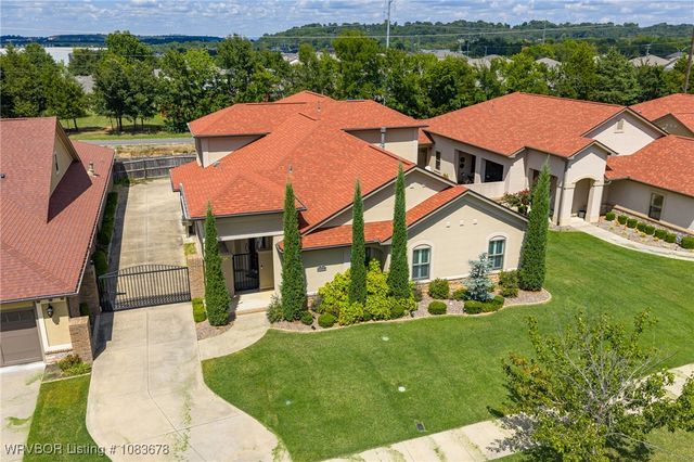 8101 Cisterna Way, Fort Smith, AR 72916