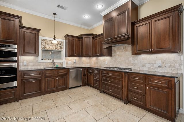8101 Cisterna Way, Fort Smith, AR 72916