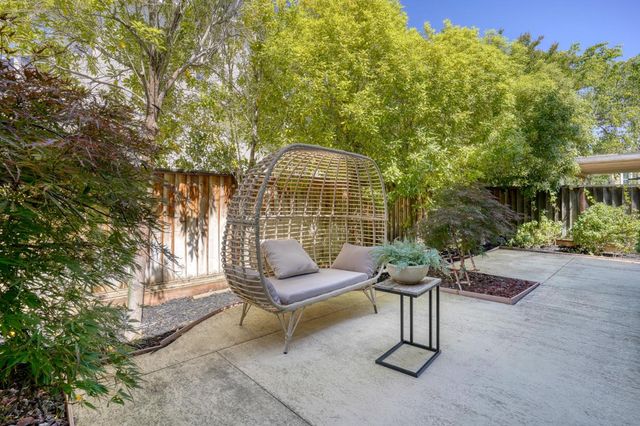 4131 Pleasanton Avenue, Pleasanton, CA 94566