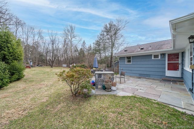 65 Townsend Road, Cortlandt Manor, NY 10517