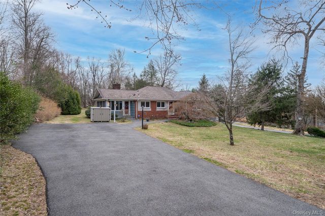 65 Townsend Road, Cortlandt Manor, NY 10517