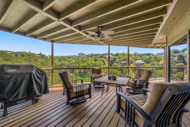 509 Coventry RD, Spicewood, TX 78669