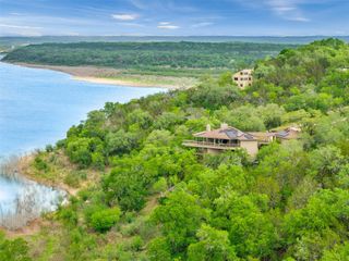 509 Coventry RD, Spicewood, TX 78669