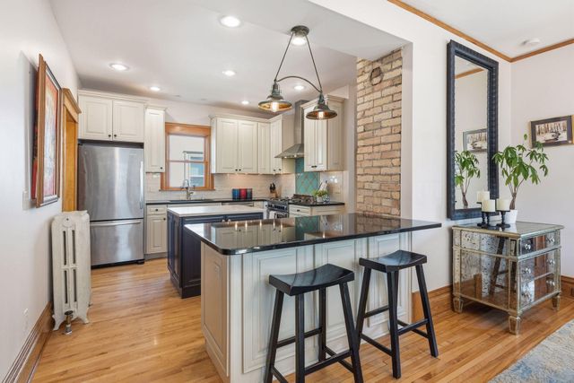 3212 Irving Avenue S, Minneapolis, MN 55408