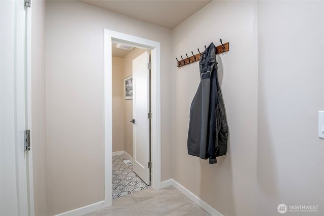 514 Blanchat Court, Enumclaw, WA 98022