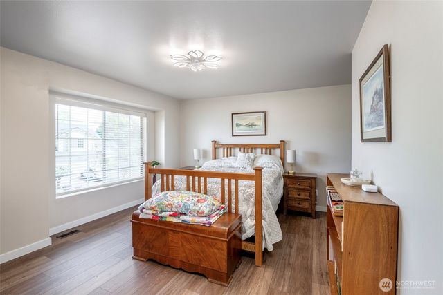 514 Blanchat Court, Enumclaw, WA 98022