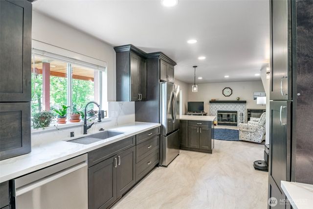 514 Blanchat Court, Enumclaw, WA 98022