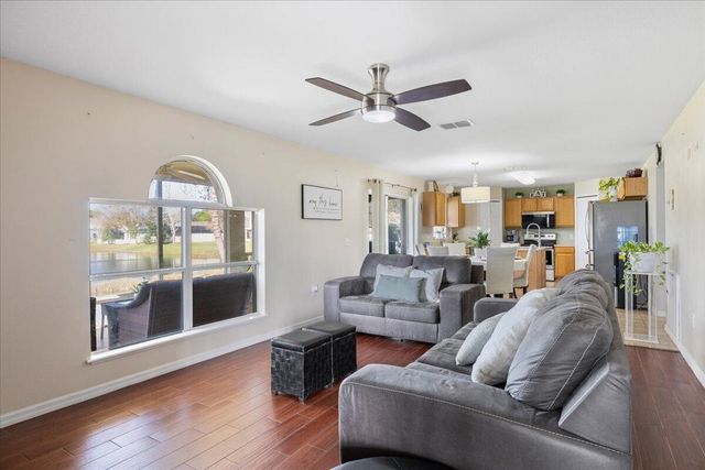 6052 Ridge Lake Circle, Vero Beach, FL 32967