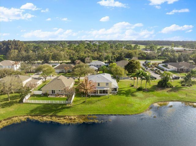 6052 Ridge Lake Circle, Vero Beach, FL 32967