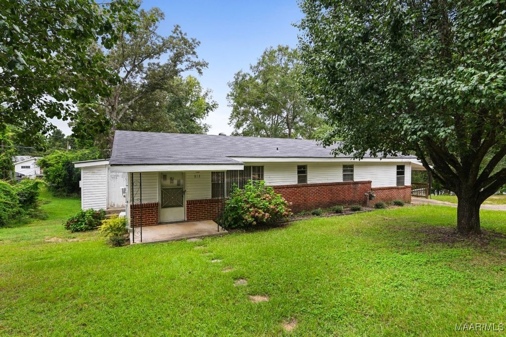 813 W Butler Street, Tallassee, AL 36078