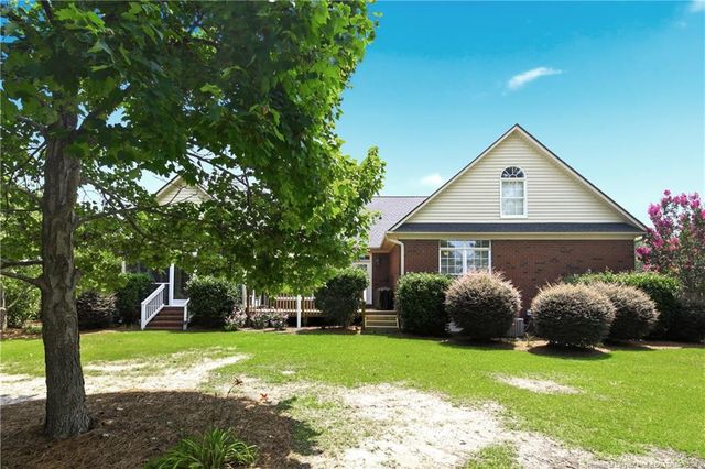 4424 Bent Grass Drive, Fayetteville, NC 28312