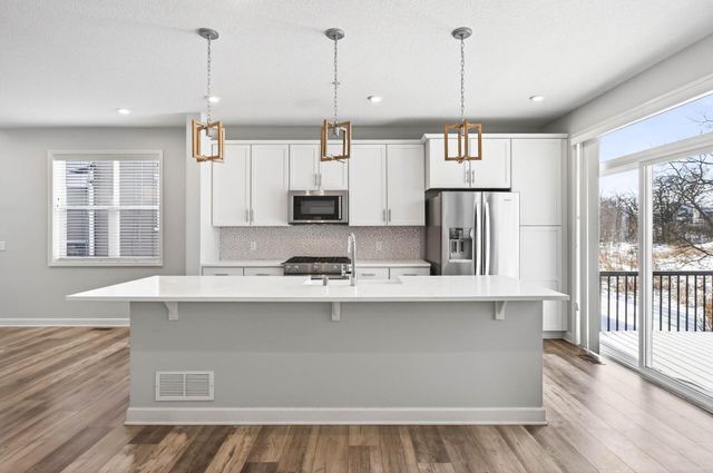 4270 Corn Silk Lane, Woodbury, MN 55129