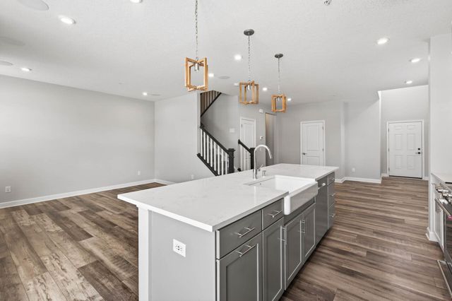 4270 Corn Silk Lane, Woodbury, MN 55129