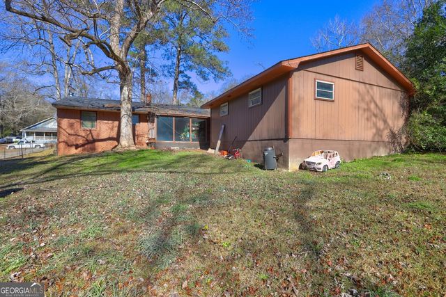 2918 Emerson Circle, Macon, GA 31206