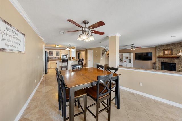 764 Lake View Drive, Montgomery, TX 77356