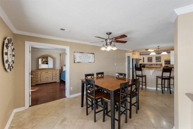 764 Lake View Drive, Montgomery, TX 77356