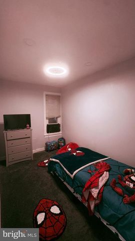 1247 CARL MILLER BLVD, Camden, NJ 08104