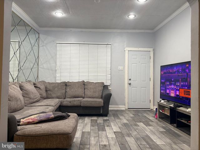 1247 CARL MILLER BLVD, Camden, NJ 08104