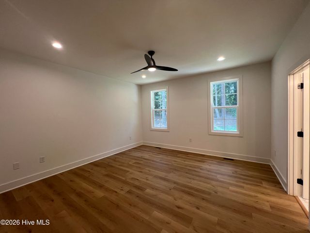 912 Thrush Drive, Vass, NC 28394