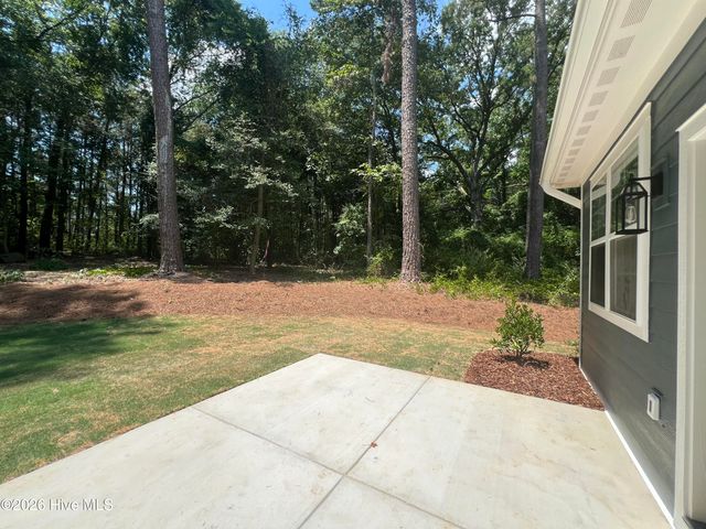912 Thrush Drive, Vass, NC 28394
