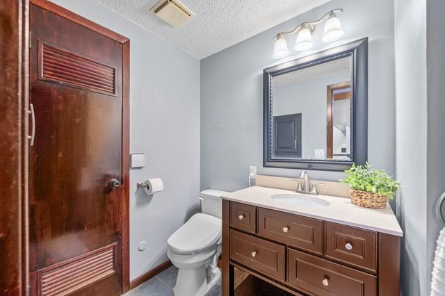 2421 S Yellowstone St #2103, Wichita, KS 67215