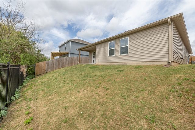 899 Sparrow, Fayetteville, AR 72701