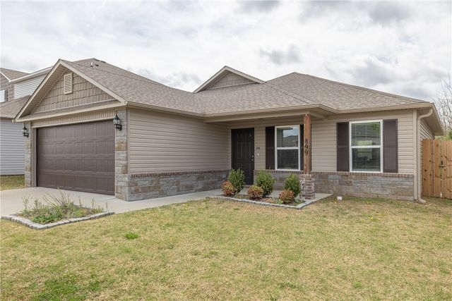 899 Sparrow, Fayetteville, AR 72701