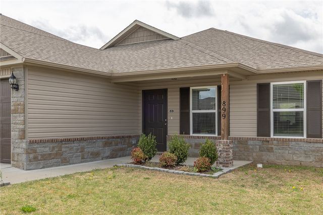 899 Sparrow, Fayetteville, AR 72701