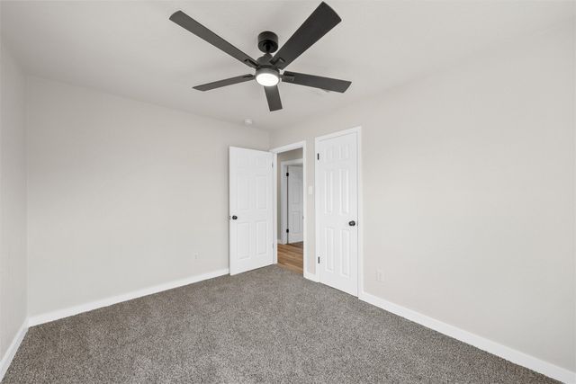 125 Ivy Lane, Hewitt, TX 76643