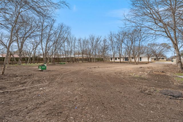 125 Ivy Lane, Hewitt, TX 76643