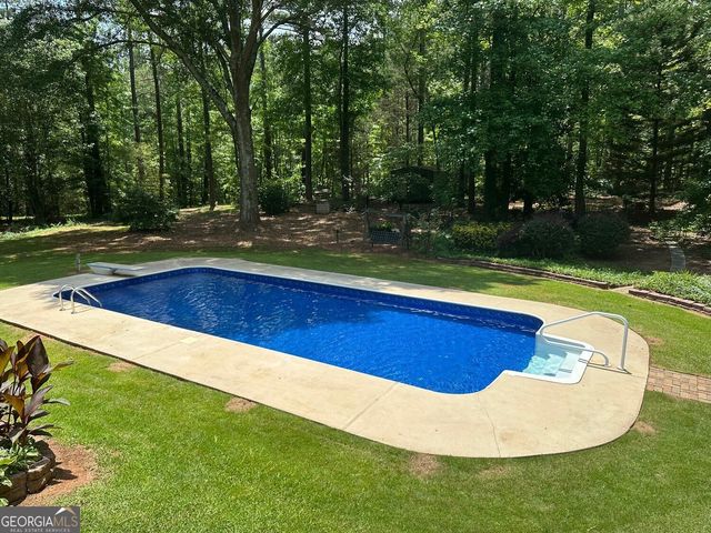 63 Palmetto Pines Road, Palmetto, GA 30268