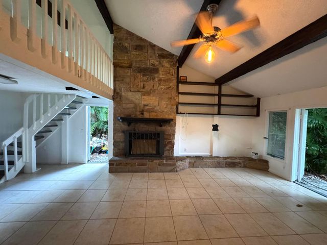 8975 Burma Road, West Palm Beach, FL 33403
