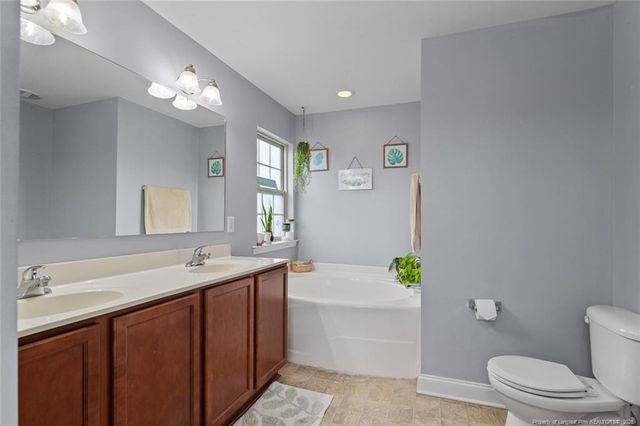 424 Scipio Court, Hope Mills, NC 28348