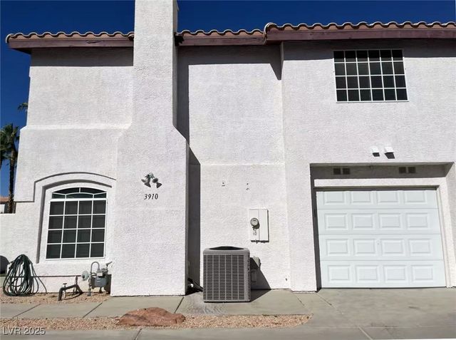 3910 Starfield Lane, Las Vegas, NV 89147