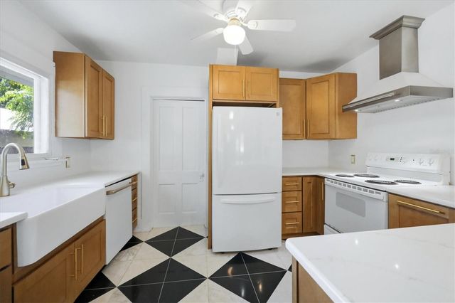 1309 13TH AVENUE W, Bradenton, FL 34205