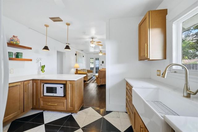 1309 13TH AVENUE W, Bradenton, FL 34205