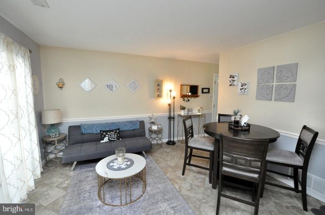 19 BLACKHAWK CT, Medford, NJ 08055