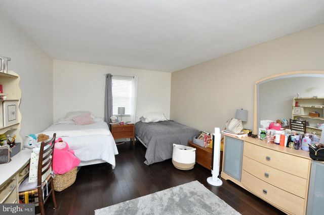 19 BLACKHAWK CT, Medford, NJ 08055