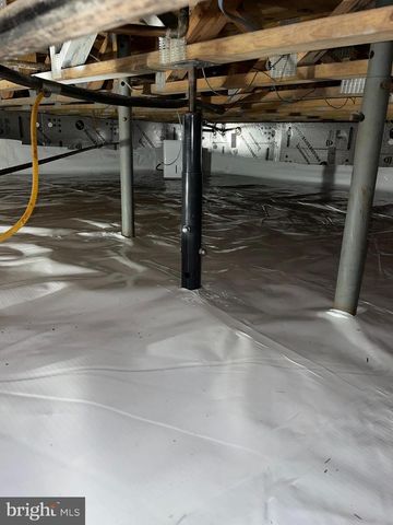 19 BLACKHAWK CT, Medford, NJ 08055