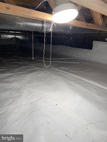 19 BLACKHAWK CT, Medford, NJ 08055