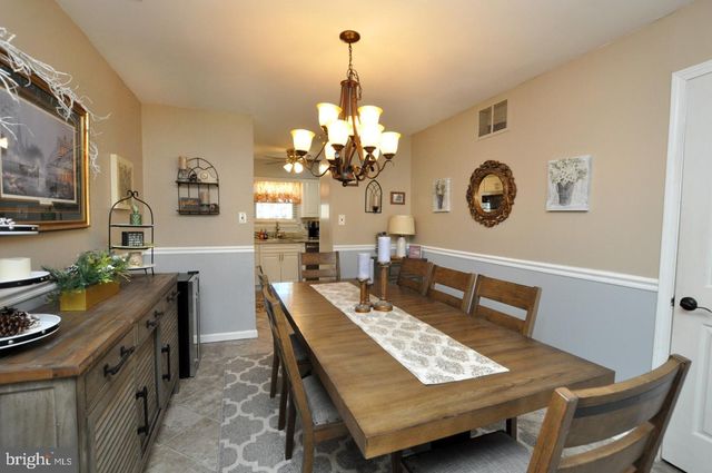 19 BLACKHAWK CT, Medford, NJ 08055