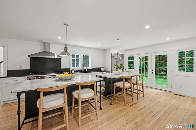 148 West Hills Road, New Canaan, CT 06840