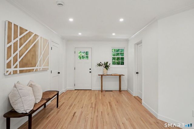 148 West Hills Road, New Canaan, CT 06840