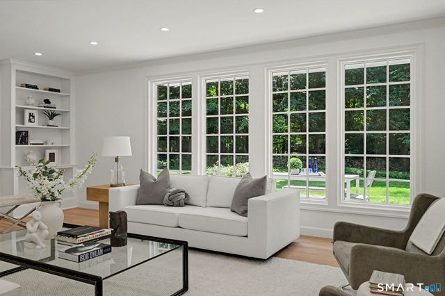 148 West Hills Road, New Canaan, CT 06840